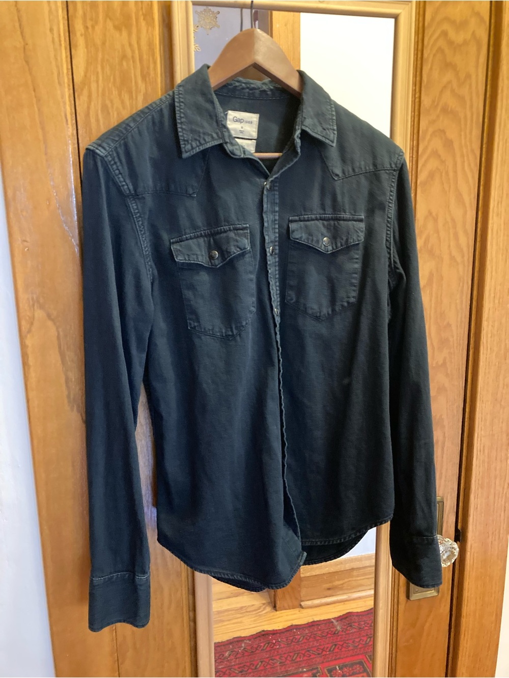 Gap 1969 Slim Fit Denim Western Shirt Pearl Snap Black Blue Distressed Small S